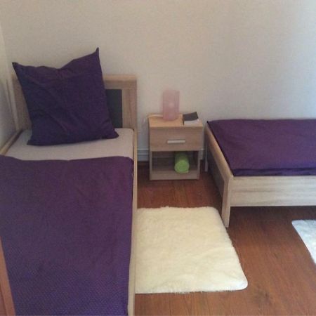 Gemuetliche Unterkunft Bei Prag Smecno Kültér fotó